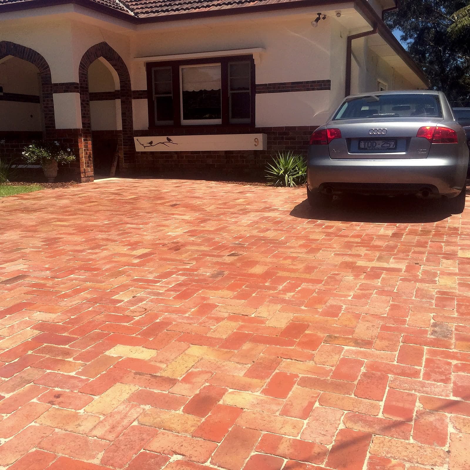Clay brick forecourt by Cam Wells Paving